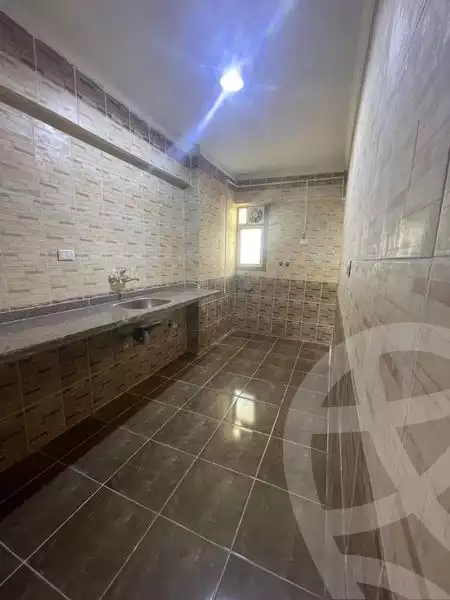 https://aqarmap.com.eg/ar/listing/5210015-for-sale-alexandria-miami-shr-jml-bd-lnsr