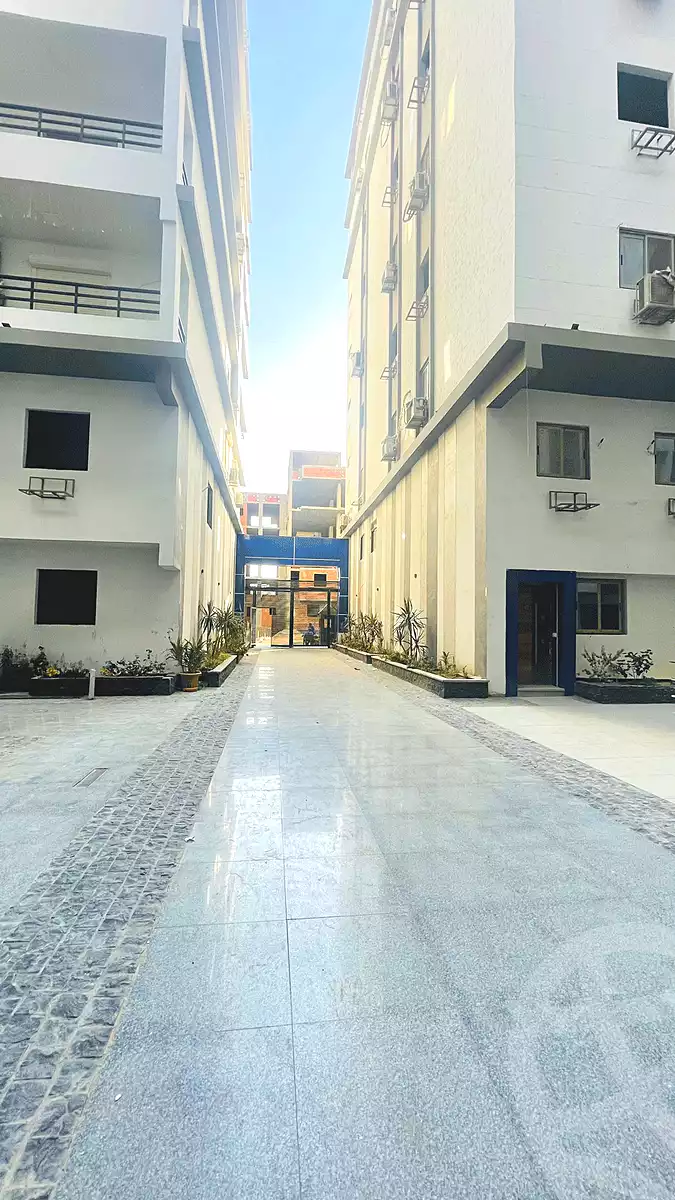 https://aqarmap.com.eg/ar/listing/5212510-for-sale-cairo-mokattam-el-hadabah-el-wosta-compounds-vittoria-compound-seven-stars