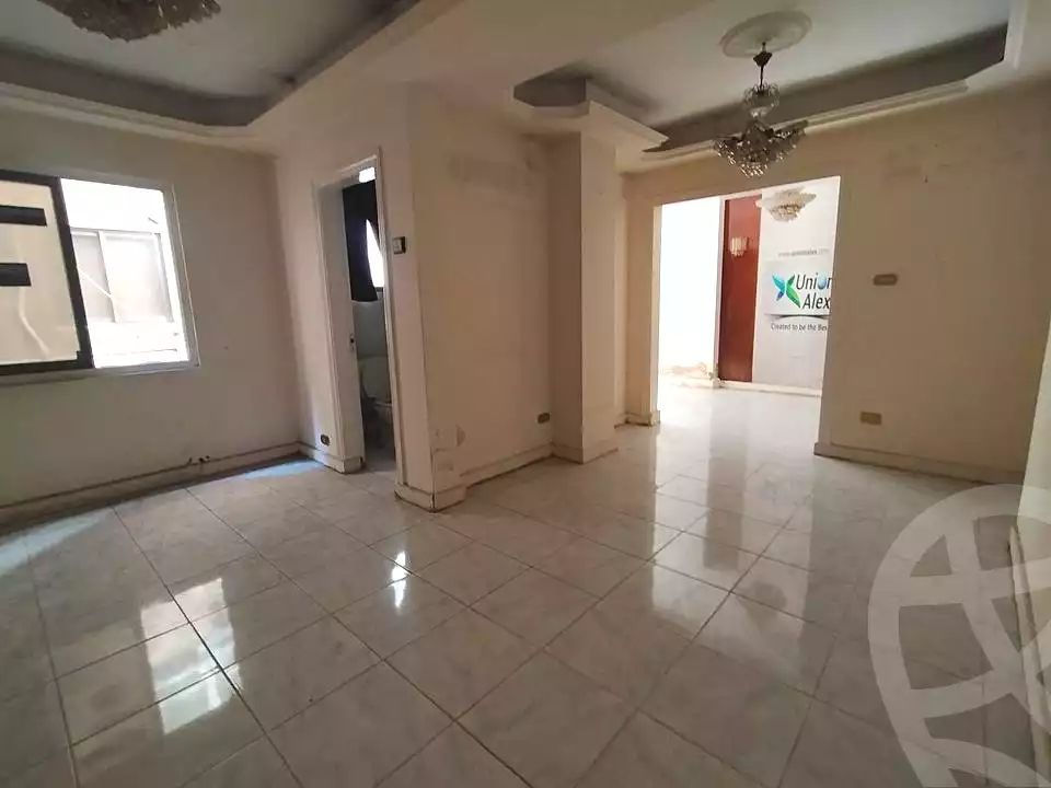 https://aqarmap.com.eg/ar/listing/5213326-for-sale-alexandria-lauran