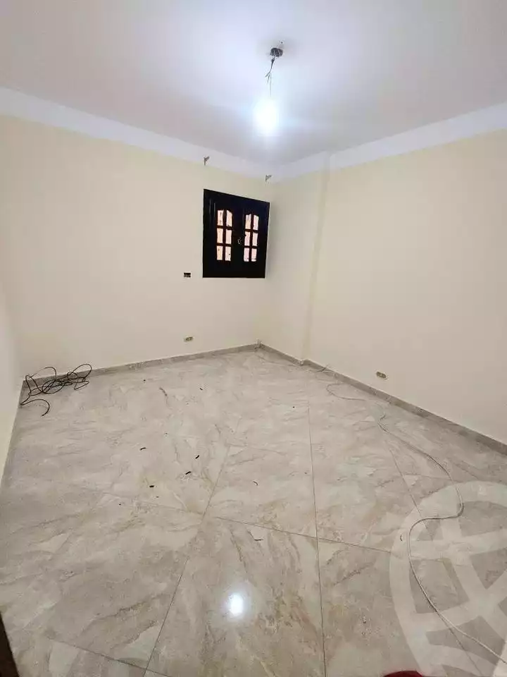 https://aqarmap.com.eg/en/listing/5213502-for-rent-alexandria-bolekly-mostafa-kamel-stt
