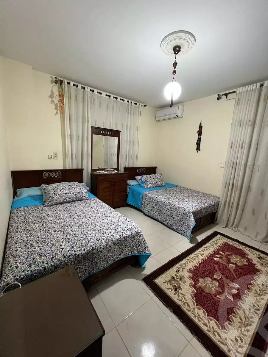 https://aqarmap.com.eg/en/listing/5214826-for-rent-cairo-new-cairo-lrhb-city-phase-4-mostafa-el-nahaas-st