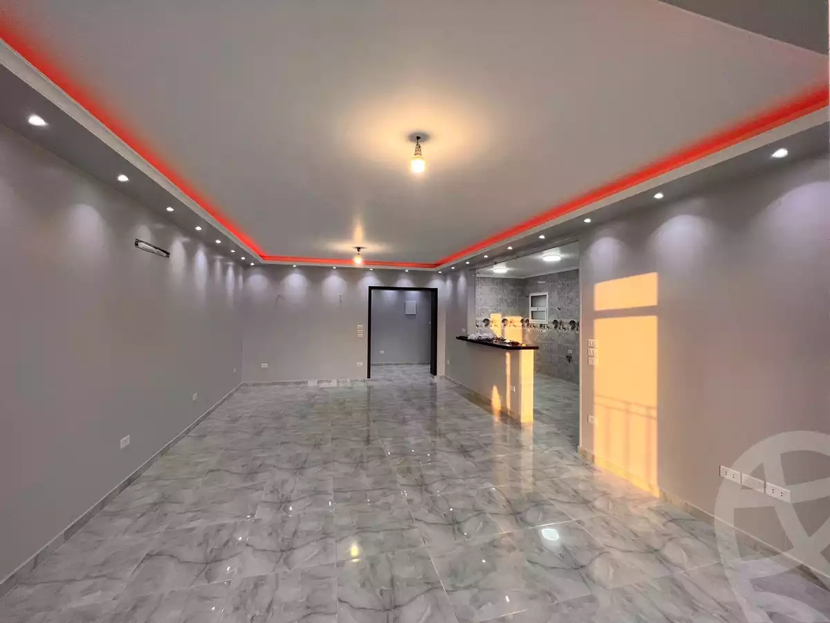 https://aqarmap.com.eg/ar/listing/5214823-for-sale-cairo-6th-of-october-compounds-october-plaza
