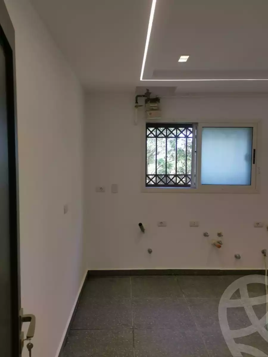 https://aqarmap.com.eg/ar/listing/5215665-for-rent-cairo-new-cairo-madinaty-first-zone-buildings-11th-st.