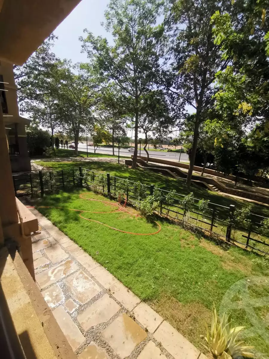 https://aqarmap.com.eg/ar/listing/5215665-for-rent-cairo-new-cairo-madinaty-first-zone-buildings-11th-st.
