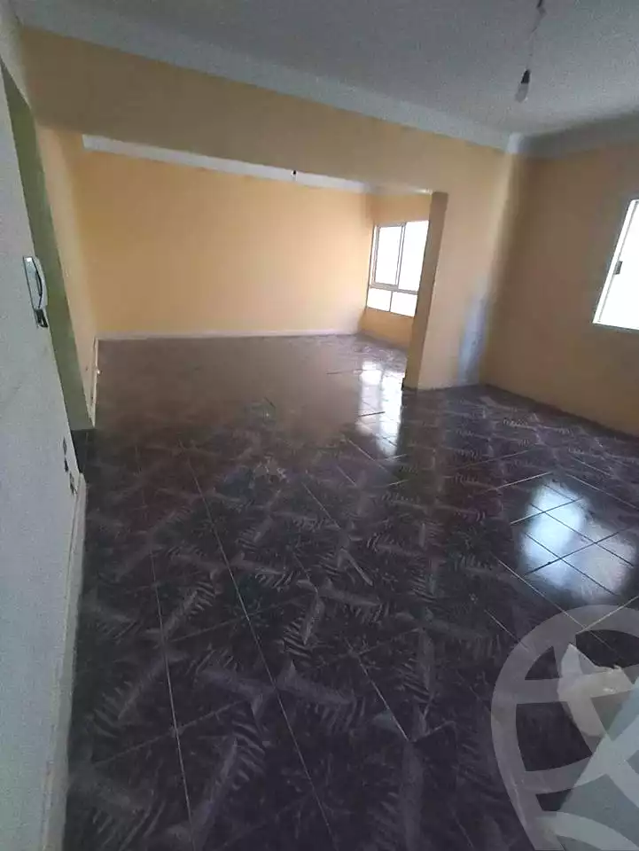 https://aqarmap.com.eg/ar/listing/5218133-for-rent-alexandria-ganaklis