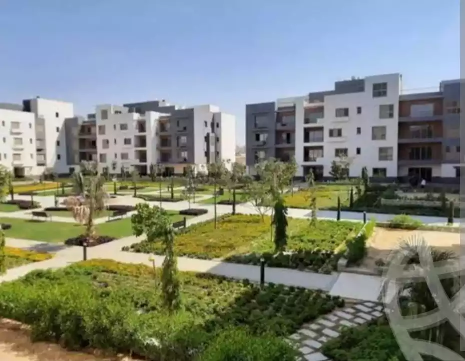 https://aqarmap.com.eg/ar/listing/5219494-for-rent-cairo-6th-of-october-compounds-aeon
