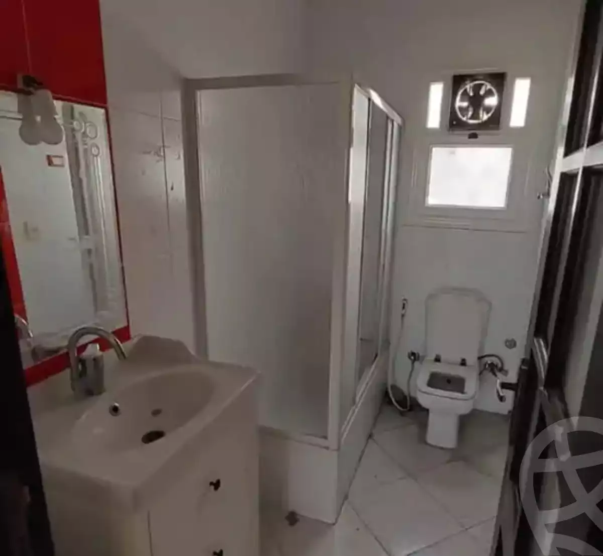 https://aqarmap.com.eg/en/listing/5221207-for-rent-cairo-mokattam-lhdb-l-ly-shareaa-9