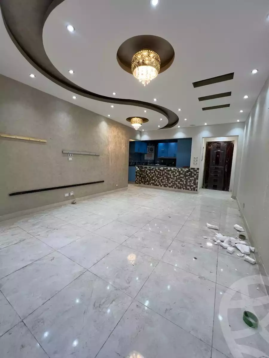 https://aqarmap.com.eg/en/listing/5224426-for-rent-cairo-new-cairo-lrhb-city-phase-8
