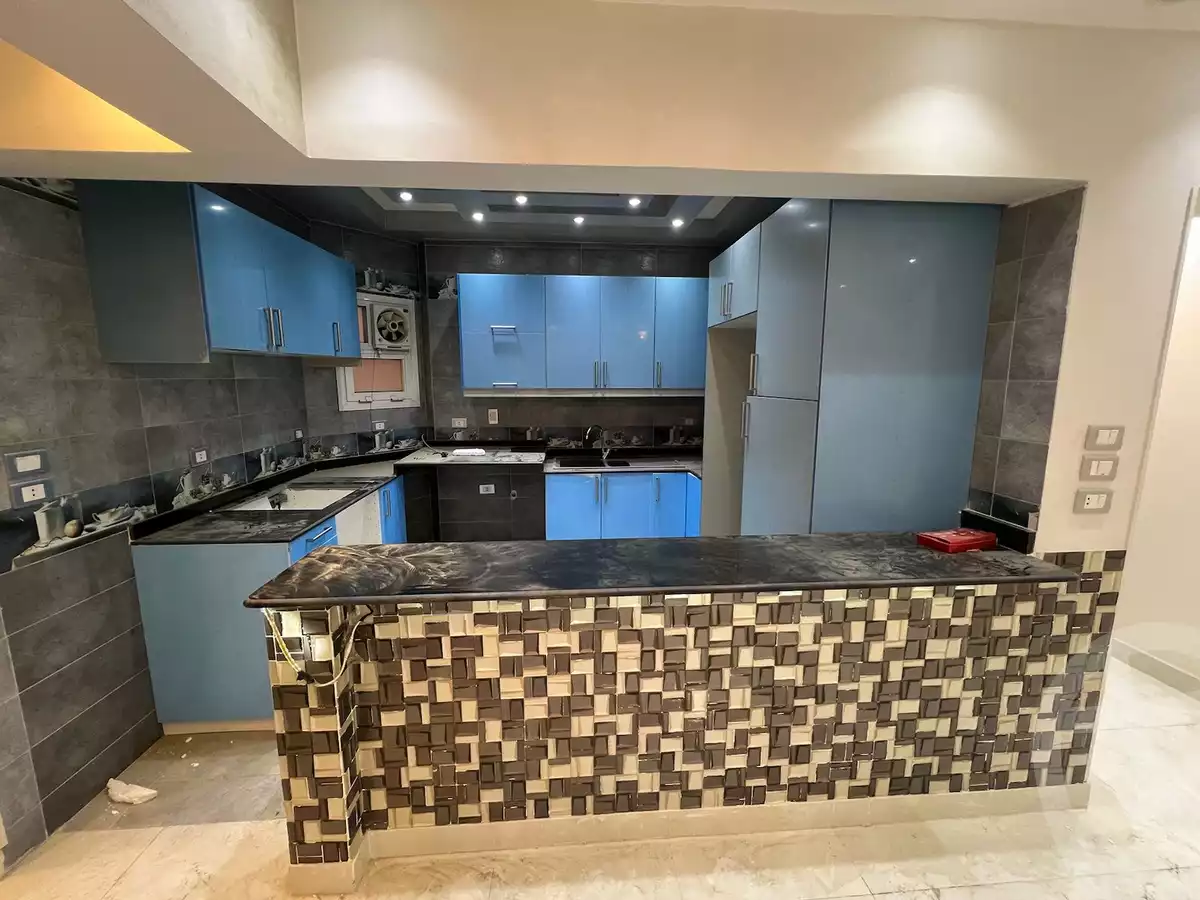 https://aqarmap.com.eg/en/listing/5224426-for-rent-cairo-new-cairo-lrhb-city-phase-8