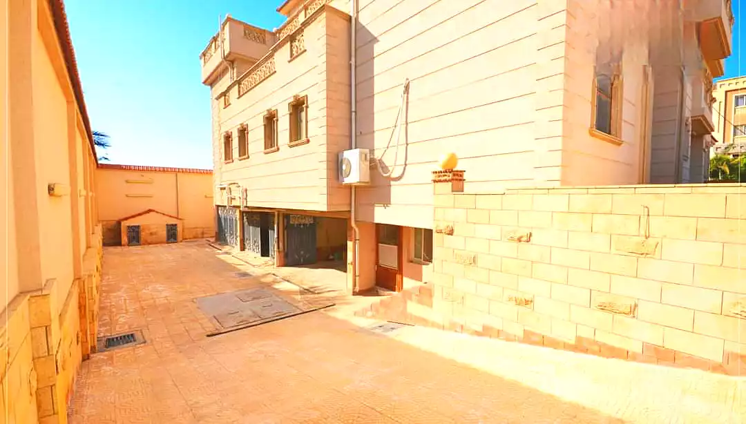 https://aqarmap.com.eg/ar/listing/5226953-for-sale-alexandria-king-maryot-omar-el-mokhtar-st