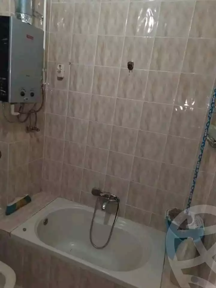 https://aqarmap.com.eg/en/listing/5228084-for-rent-cairo-el-zaytun-hlmy-lzytwn