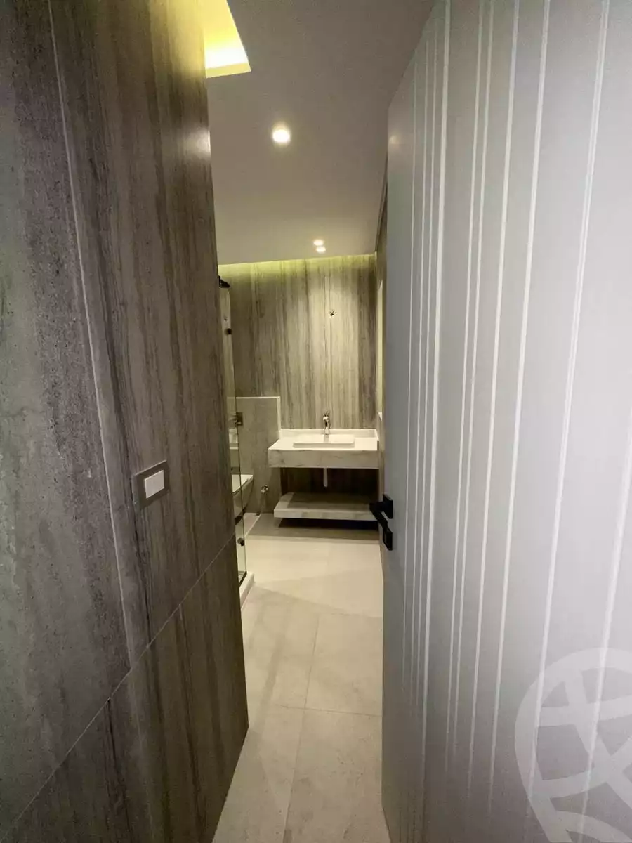 https://aqarmap.com.eg/en/listing/5231498-for-rent-cairo-el-sheikh-zayed-city-compounds-kmbwnd-wyst-twn-swdyk