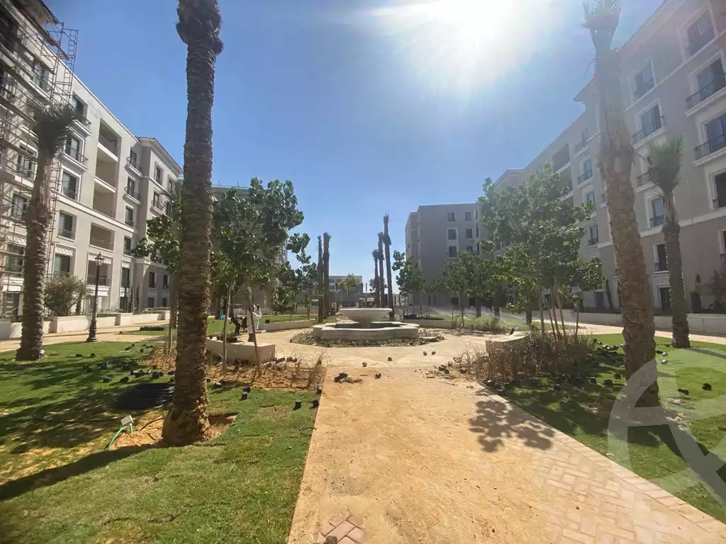 https://aqarmap.com.eg/ar/listing/5235933-for-sale-cairo-el-sheikh-zayed-city-compounds-kmbwnd-fyldj-wyst-dr-llttwyr