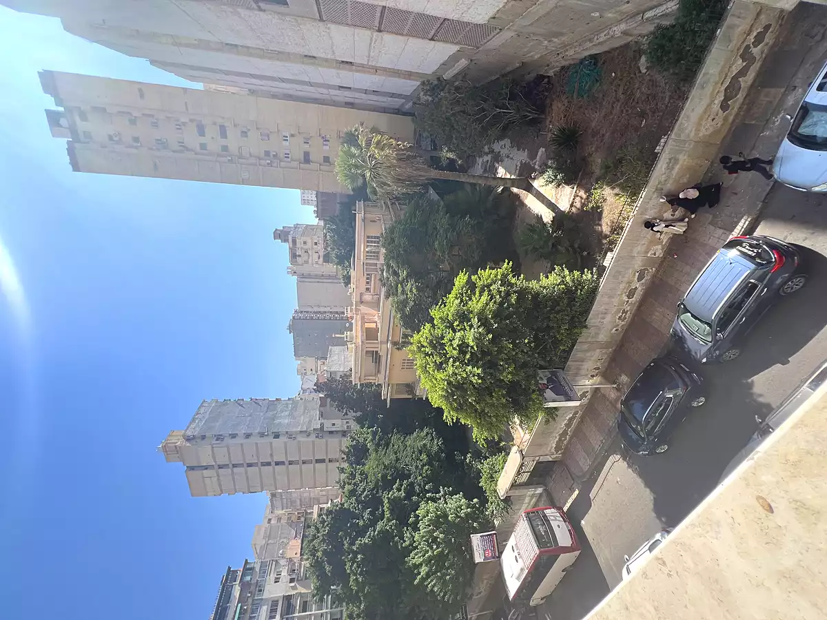 https://aqarmap.com.eg/en/listing/5237327-for-sale-alexandria-sn-styfnw-abd-el-salam-aref-st