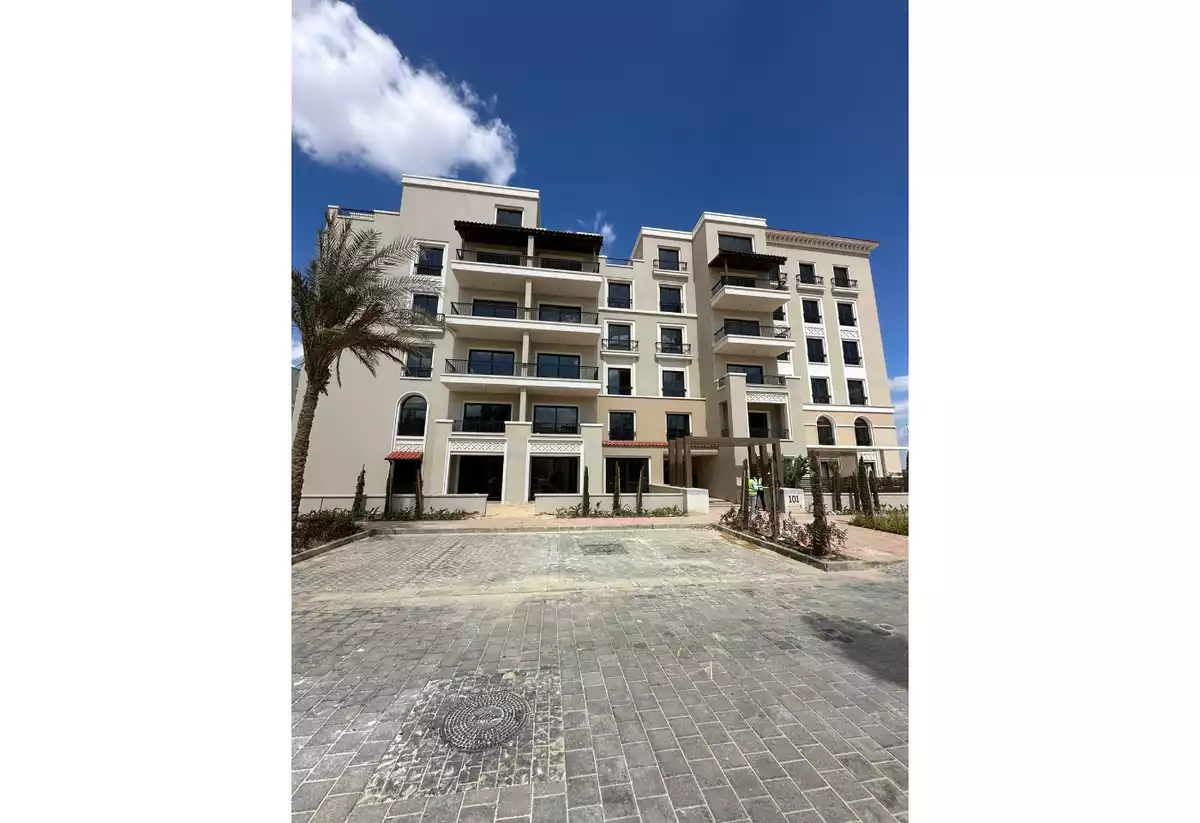 https://aqarmap.com.eg/ar/listing/5239228-for-sale-cairo-el-sheikh-zayed-city-compounds-kmbwnd-fyldj-wyst-dr-llttwyr
