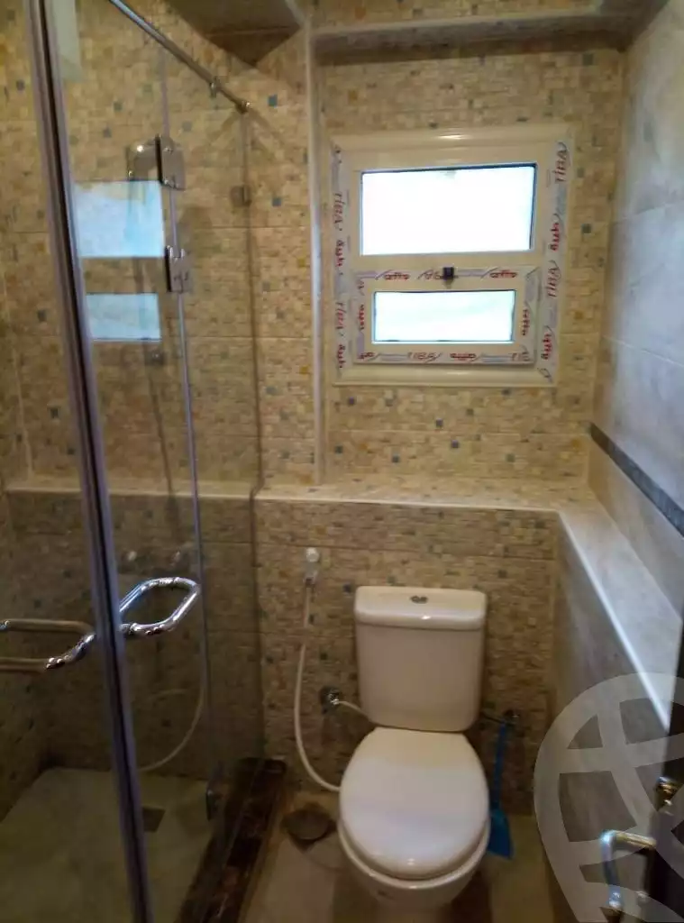 https://aqarmap.com.eg/ar/listing/5240697-for-rent-cairo-new-cairo-lrhb-city-phase-1