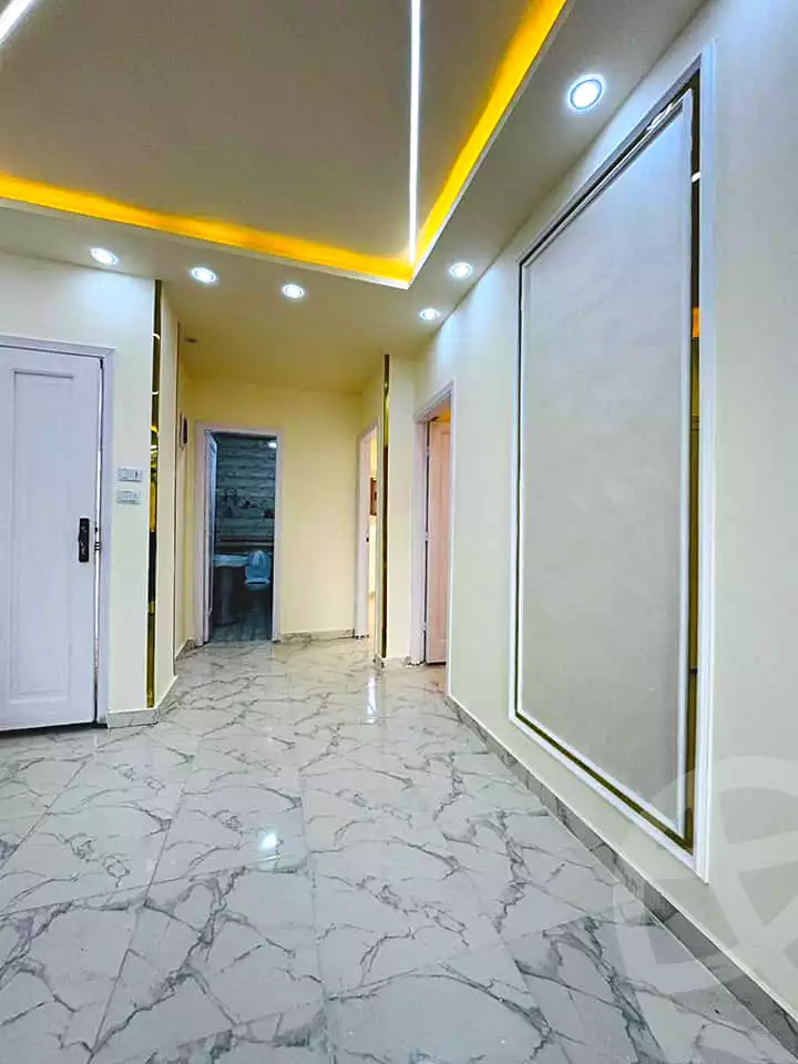 https://aqarmap.com.eg/ar/listing/5243438-for-sale-alexandria-mntq-fr-y-blskndry-el-kilo-21