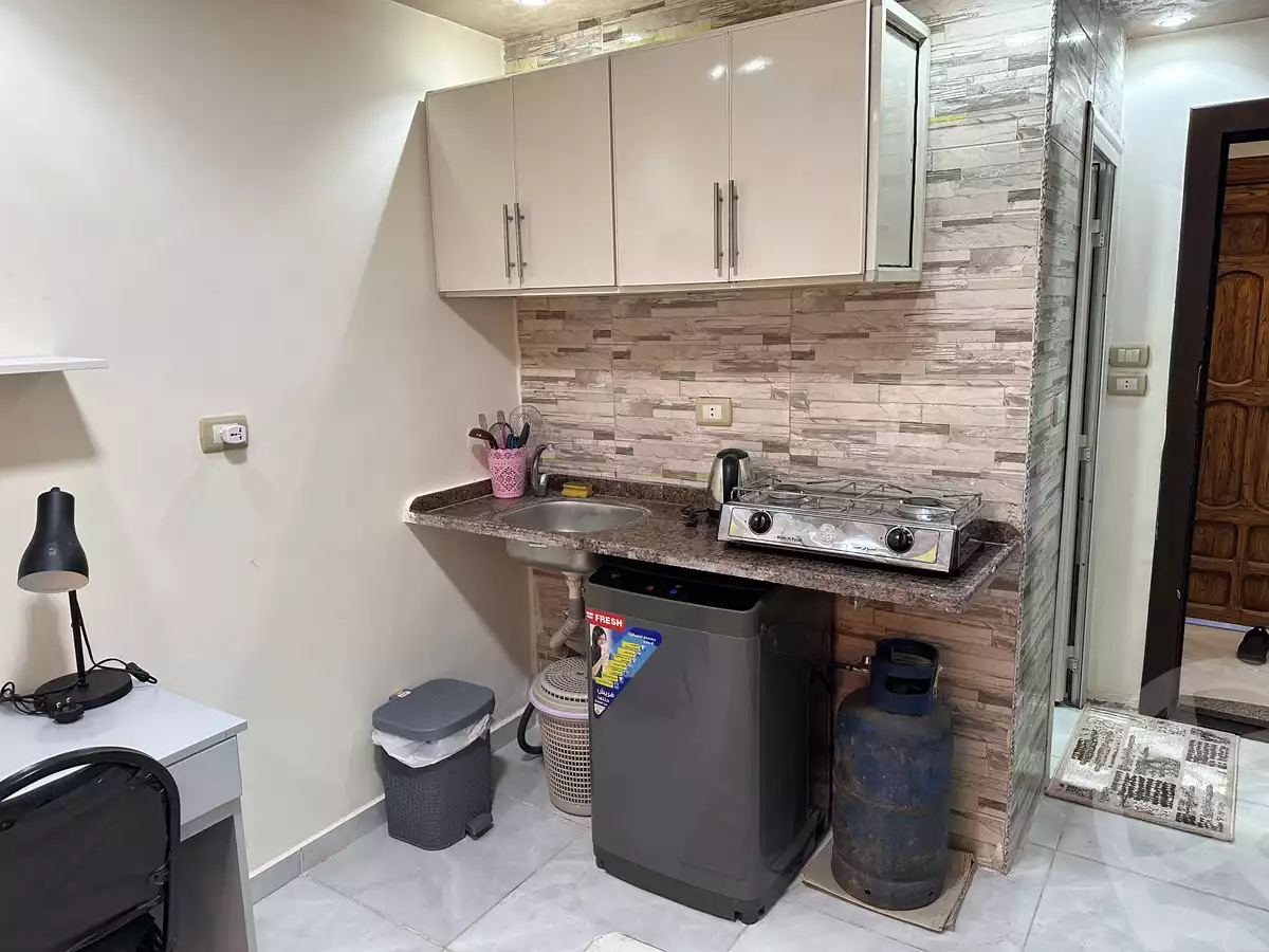 https://aqarmap.com.eg/en/listing/5247795-for-sale-cairo-6th-of-october-el-ahyaa-neighborhood-1st-alshammary-st