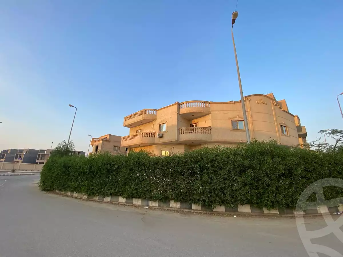 https://aqarmap.com.eg/en/listing/5251598-for-rent-cairo-new-cairo-sharq-el-akadamiya-al-tahrir-st