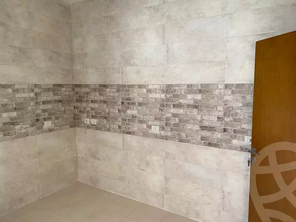 https://aqarmap.com.eg/en/listing/5253712-for-sale-cairo-el-sheikh-zayed-city-compounds-atrio
