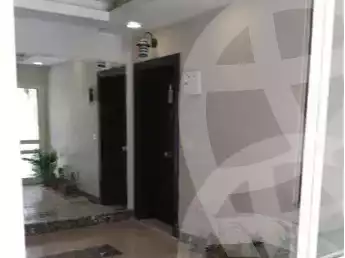 https://aqarmap.com.eg/en/listing/5256182-for-rent-cairo-el-sheikh-zayed-city-compounds-dh-drys