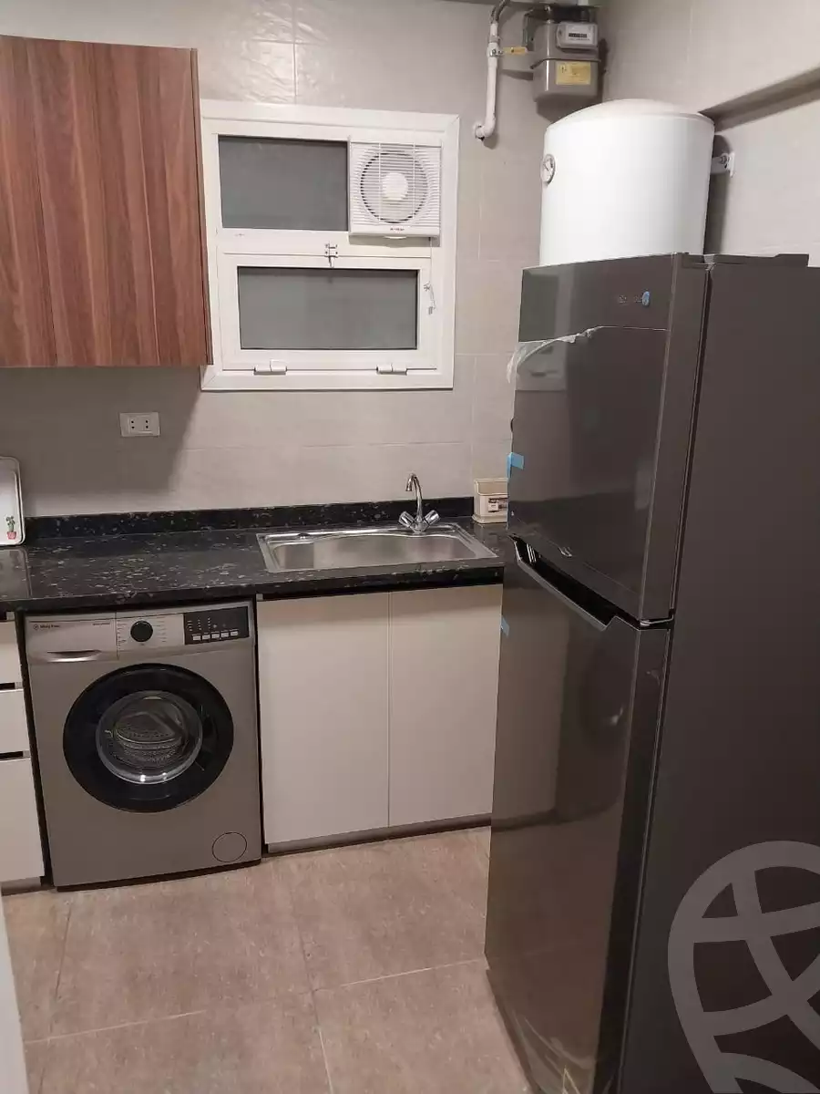https://aqarmap.com.eg/en/listing/5257124-for-rent-cairo-new-cairo-lrhb-city-phase-8