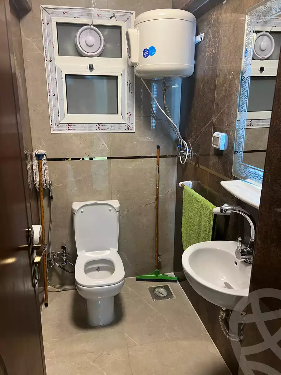 https://aqarmap.com.eg/en/listing/5263198-for-rent-cairo-new-cairo-lrhb-city-phase-7