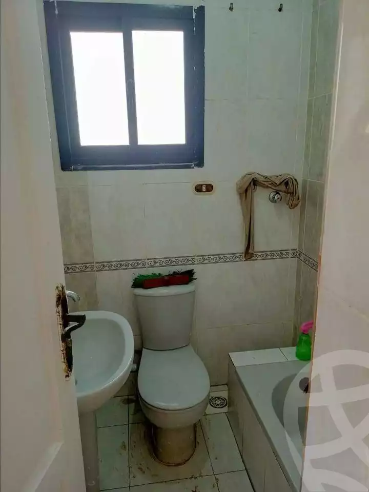 https://aqarmap.com.eg/en/listing/5264639-for-rent-alexandria-l-jmy