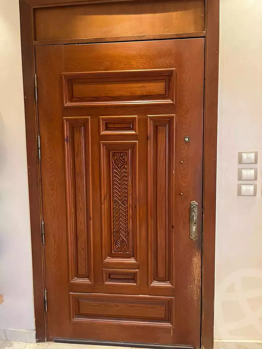 https://aqarmap.com.eg/en/listing/5264643-for-sale-cairo-al-oubour-el-hay-el-khames-ali-hassan-shaaban-st