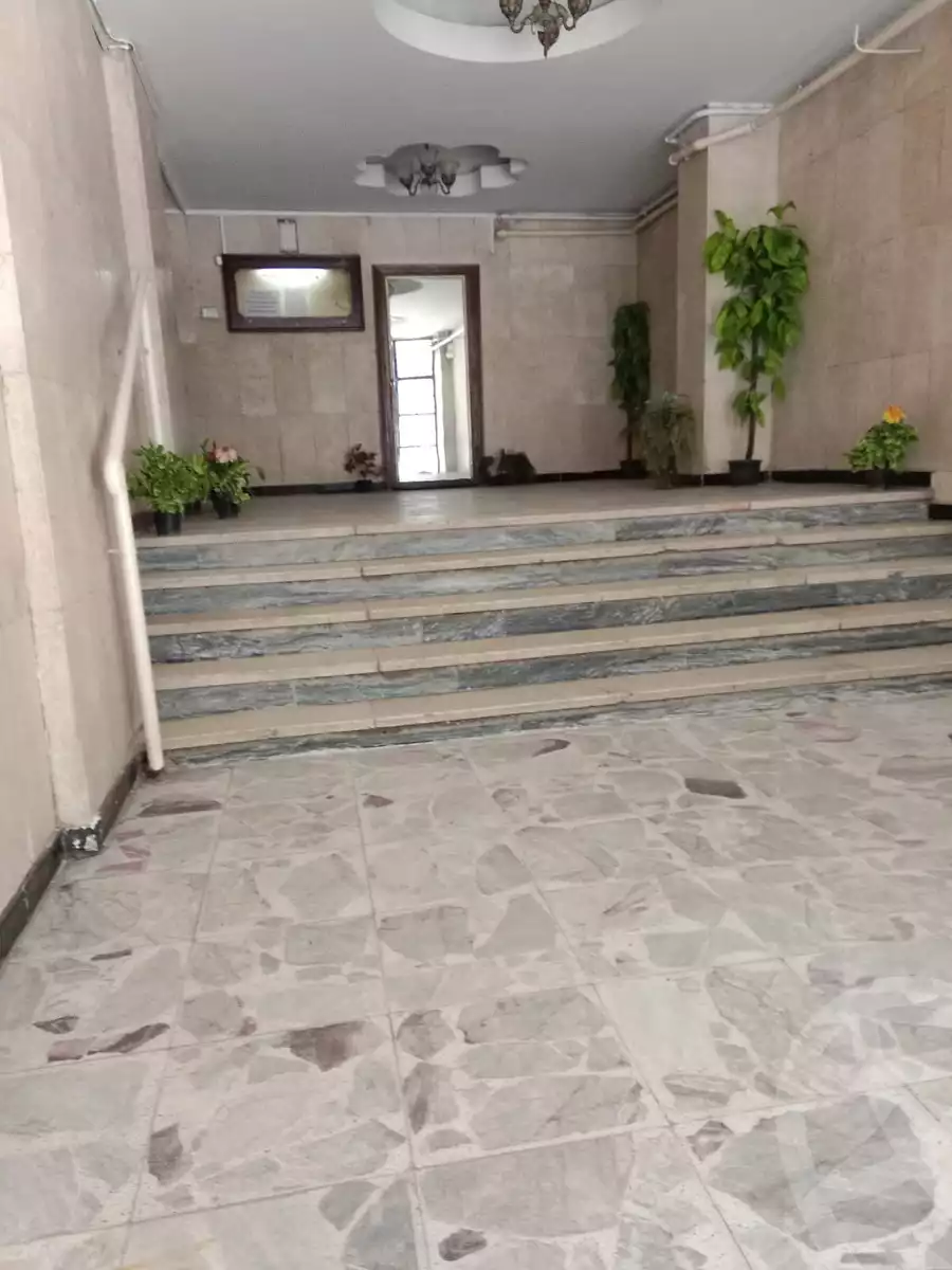 https://aqarmap.com.eg/ar/listing/5266252-for-sale-cairo-hadayek-el-koba-al-kasr-st