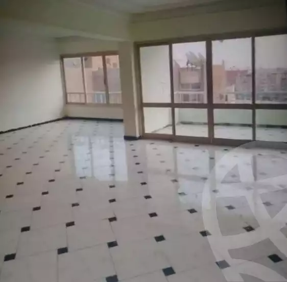 https://aqarmap.com.eg/ar/listing/5268549-for-rent-cairo-mokattam-lhdb-l-ly-shr-krym-bnwn