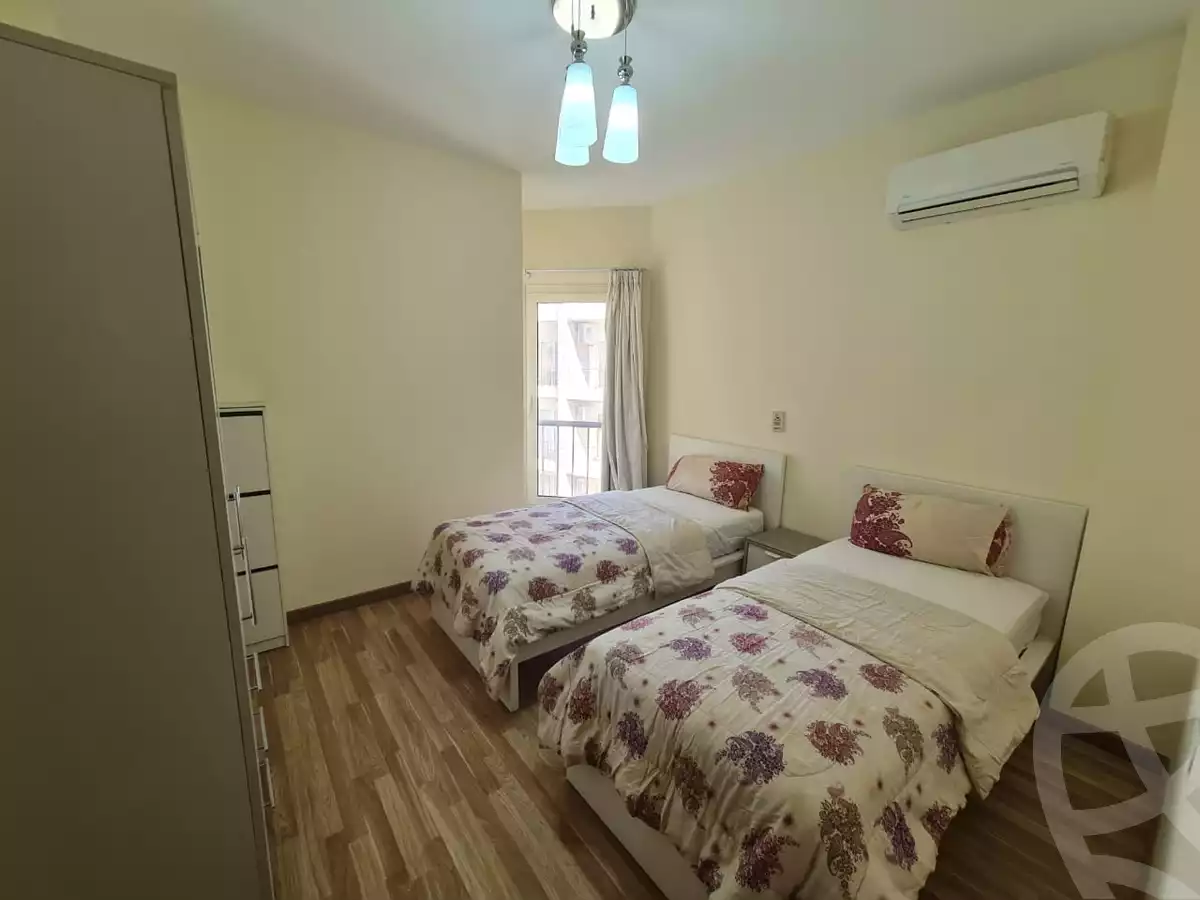 https://aqarmap.com.eg/en/listing/5277208-for-sale-cairo-el-sheikh-zayed-city-compounds-dh-drys
