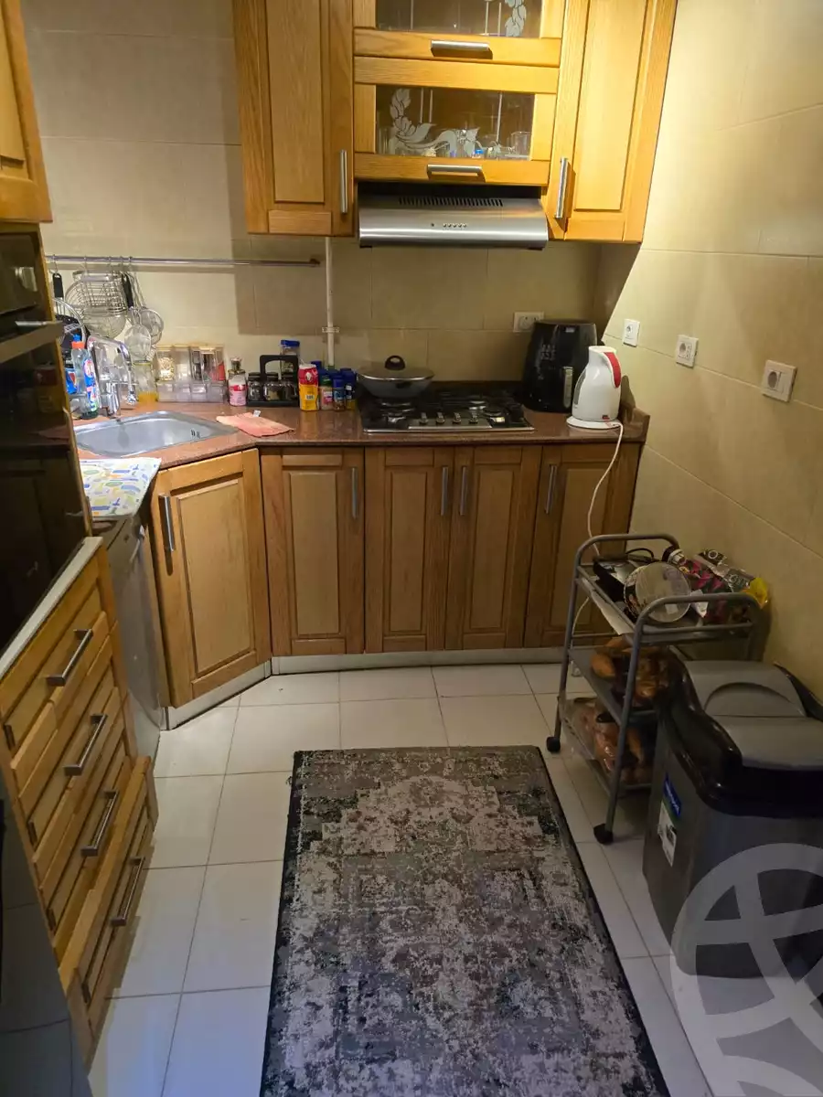 https://aqarmap.com.eg/en/listing/5280657-for-sale-cairo-new-cairo-lrhb-city-phase-3-farid-shawqi-st