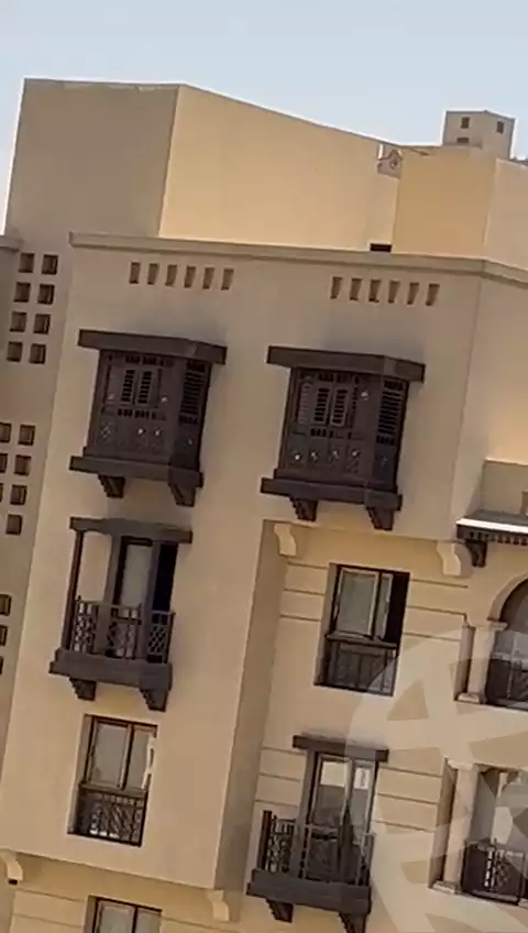 https://aqarmap.com.eg/ar/listing/5282853-for-sale-cairo-old-cairo-el-fostat-lfstt-ljdyd-arabesque-compound-sed