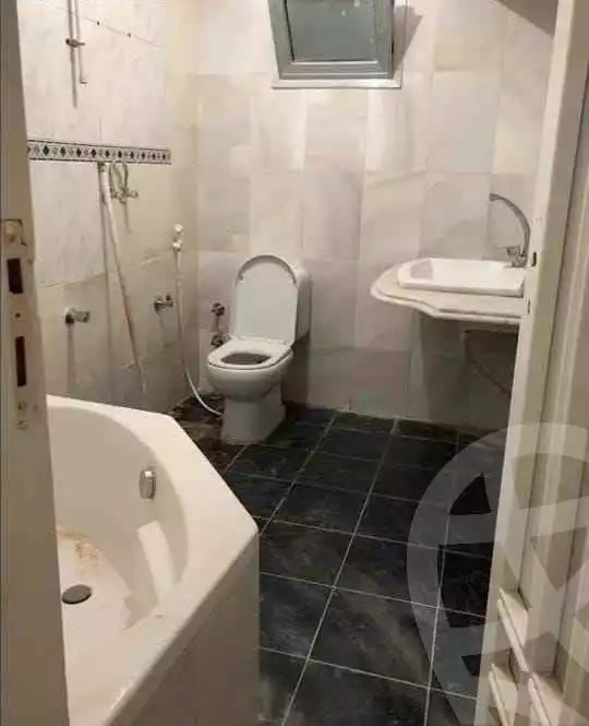 https://aqarmap.com.eg/en/listing/5285870-for-rent-alexandria-lauran-mohammed-al-eqbal-st