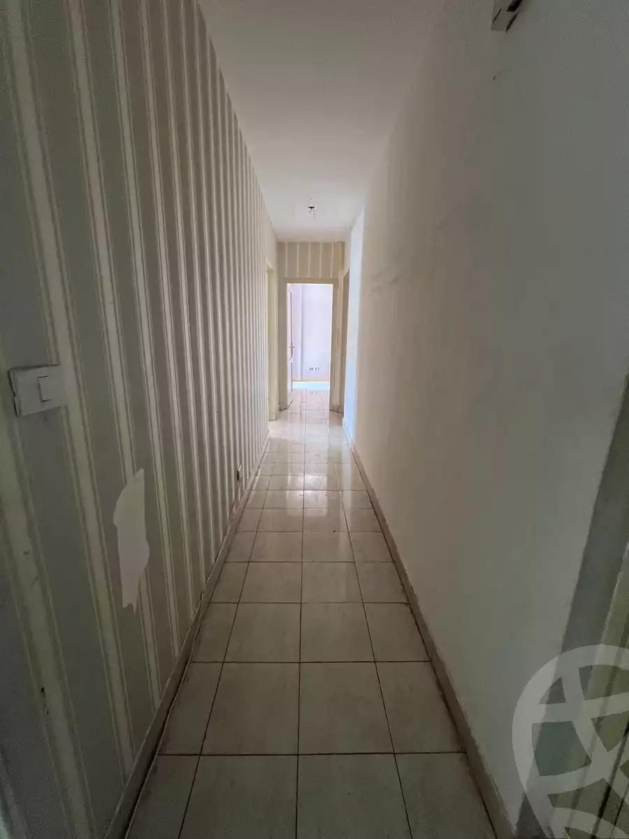 https://aqarmap.com.eg/ar/listing/5287046-for-sale-cairo-new-cairo-lrhb-city-phase-4-mostafa-kamel-st