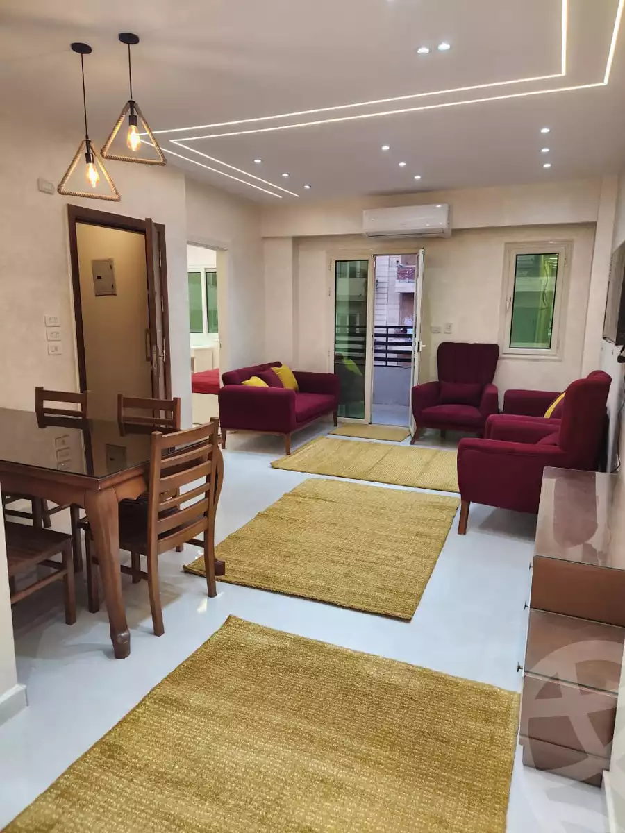 https://aqarmap.com.eg/en/listing/5290928-for-rent-cairo-6th-of-october-el-ahyaa-neighborhood-2nd-dr-mohammed-badawi-st