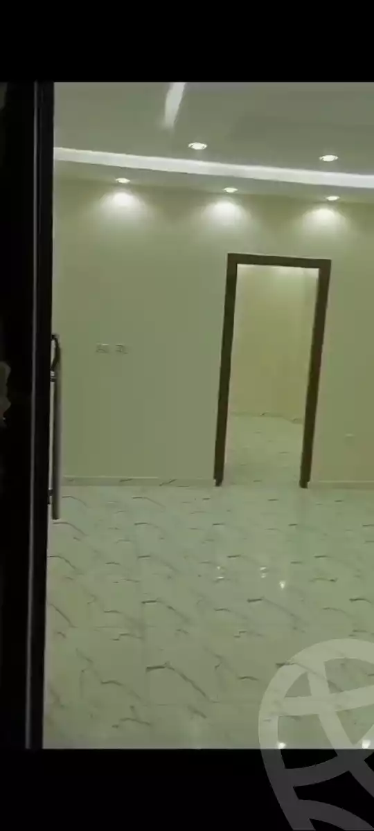 https://aqarmap.com.eg/en/listing/5291335-for-rent-cairo-6th-of-october-el-ahyaa-neighborhood-5th-street-37