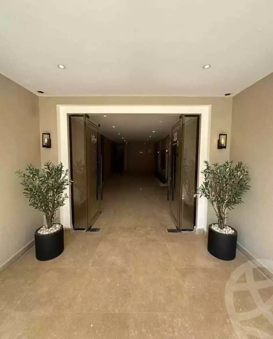 https://aqarmap.com.eg/ar/listing/5292652-for-sale-cairo-el-sheikh-zayed-city-compounds-kmbwnd-fyldj-wyst-dr-llttwyr
