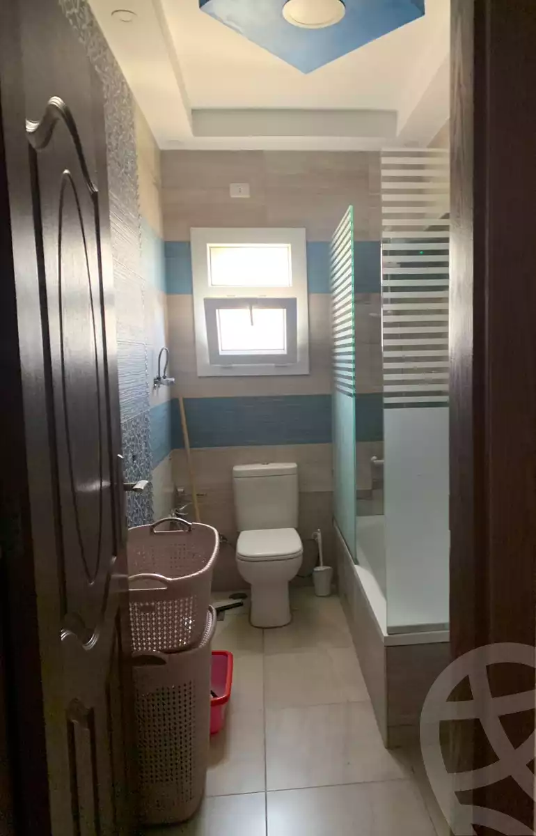 https://aqarmap.com.eg/en/listing/5294154-for-sale-cairo-new-cairo-lrhb-city-phase-8