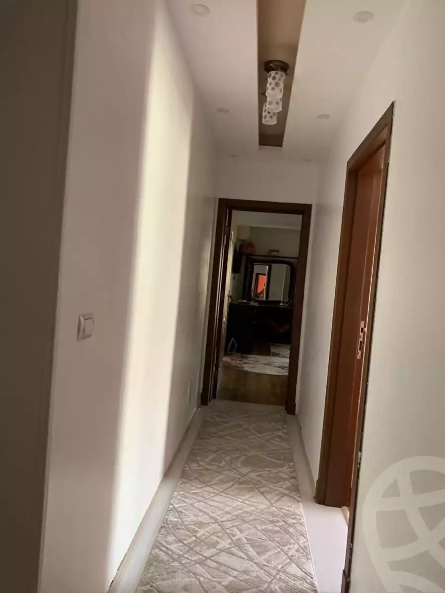 https://aqarmap.com.eg/en/listing/5294154-for-sale-cairo-new-cairo-lrhb-city-phase-8