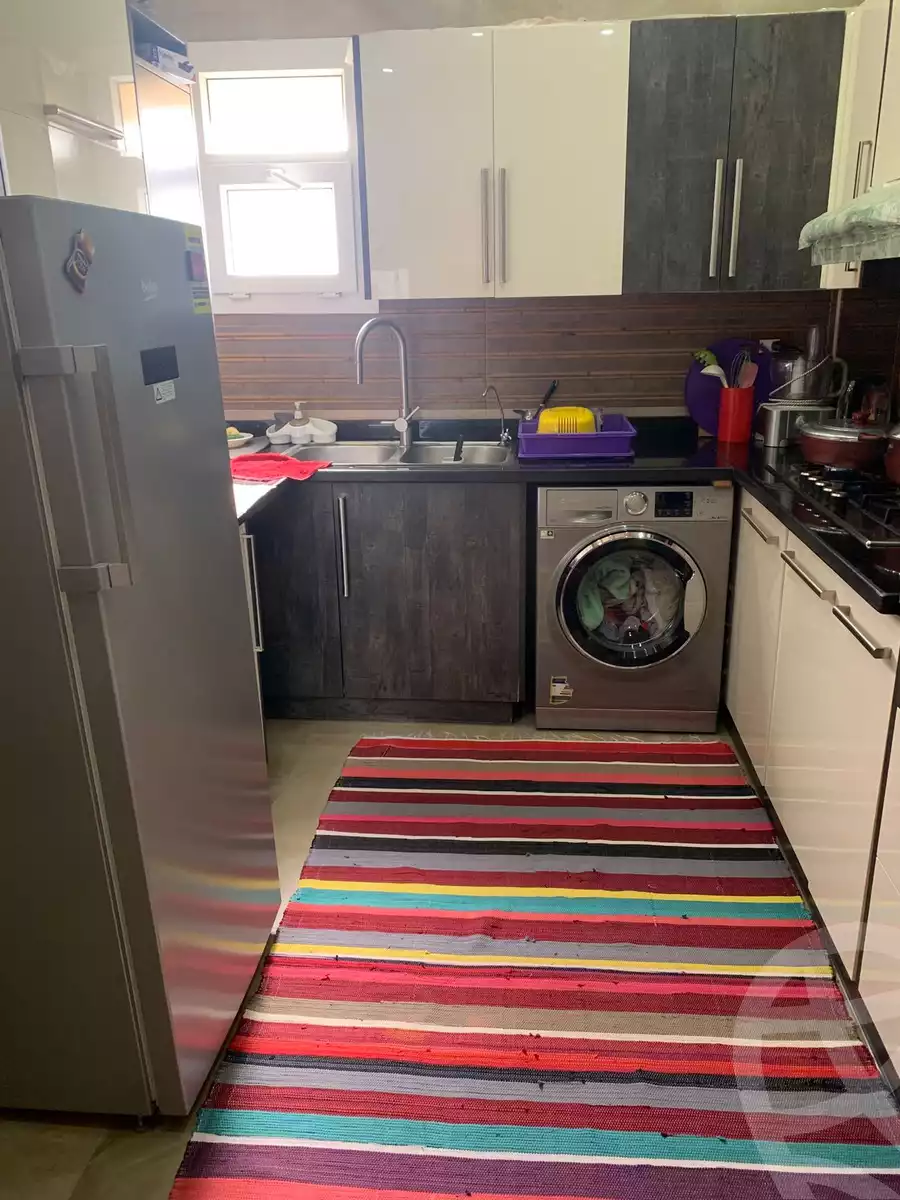 https://aqarmap.com.eg/en/listing/5294154-for-sale-cairo-new-cairo-lrhb-city-phase-8
