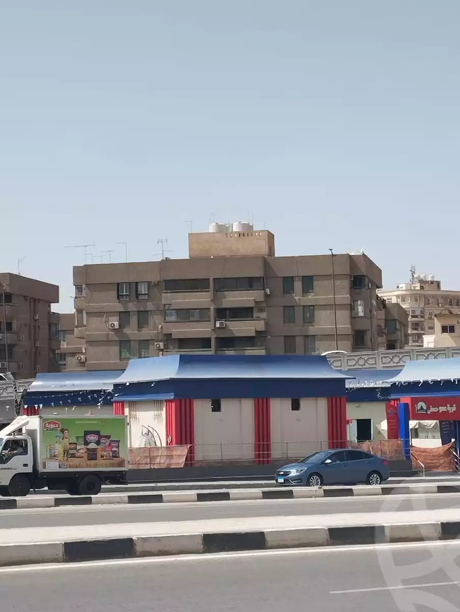 https://aqarmap.com.eg/en/listing/5294930-for-sale-cairo-nasr-city-compounds-arab-home-mall-benayat