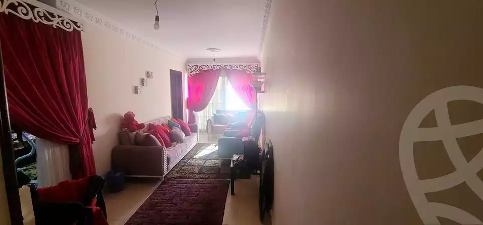https://aqarmap.com.eg/ar/listing/5297457-for-sale-alexandria-miami-street-56