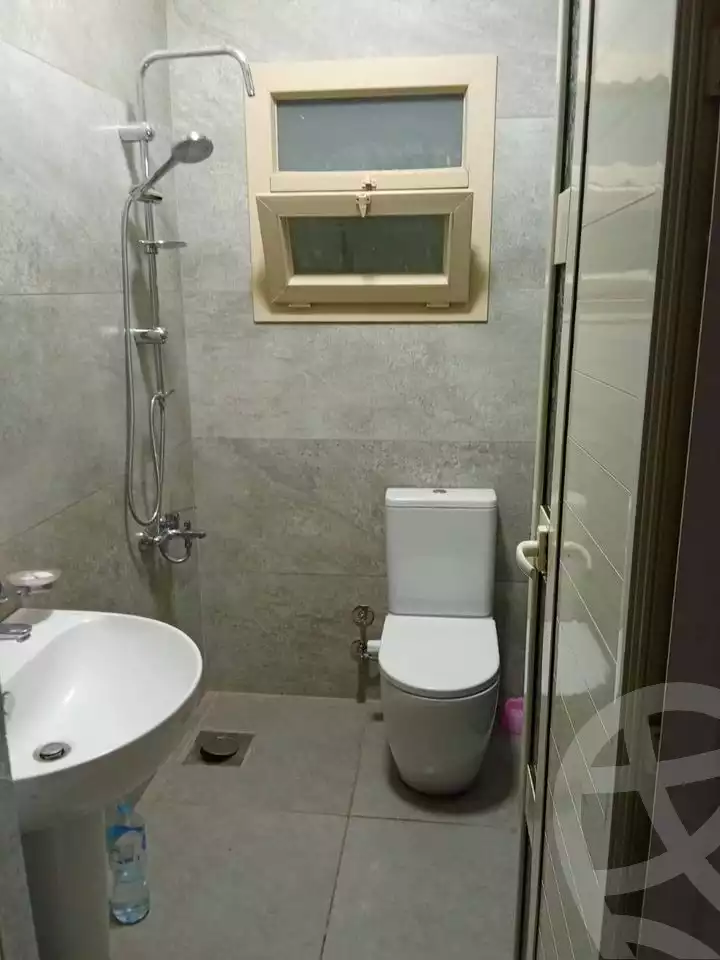 https://aqarmap.com.eg/ar/listing/5297778-for-sale-alexandria-moharram-bey-erfan-st