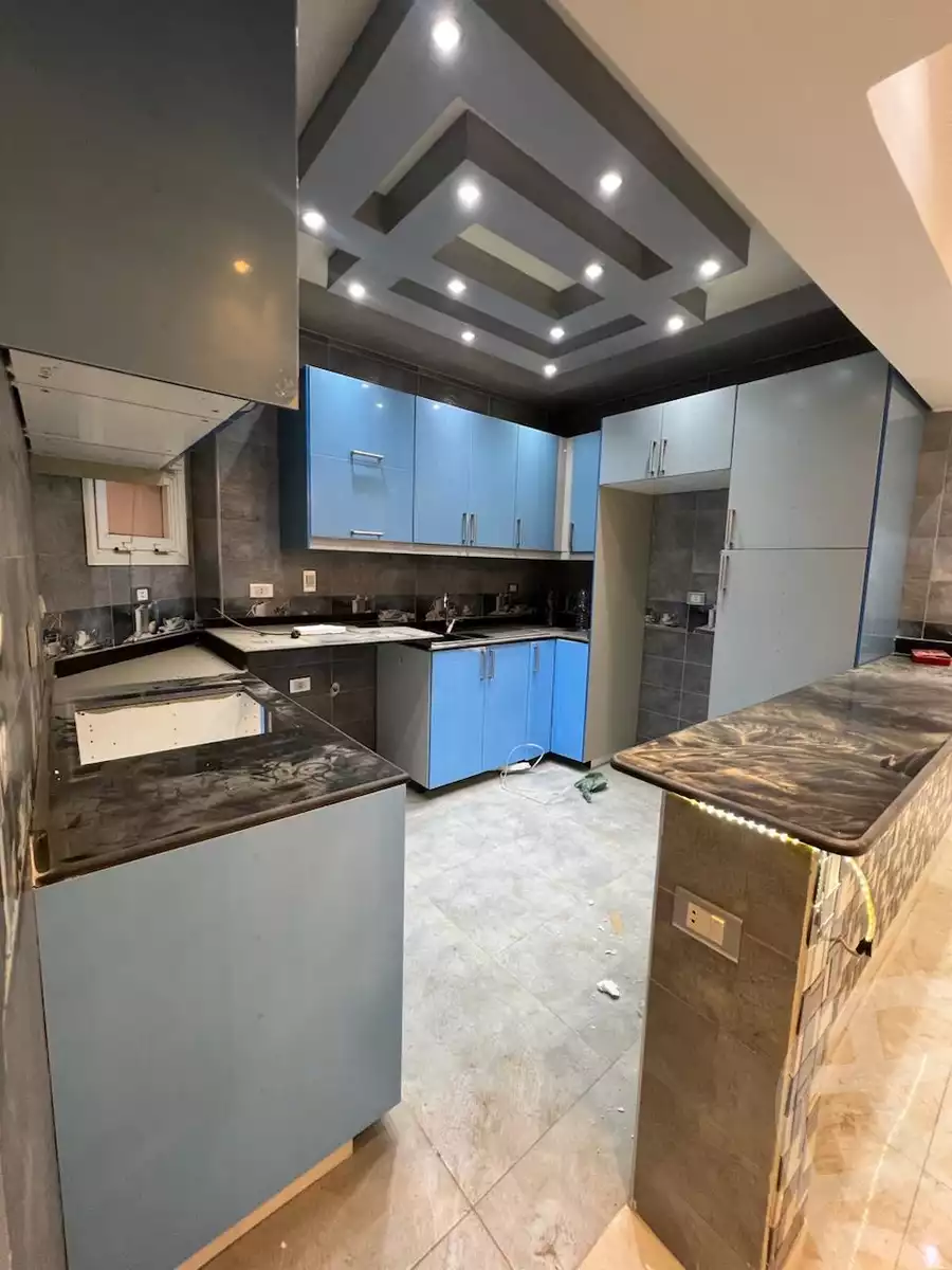 https://aqarmap.com.eg/ar/listing/5300374-for-rent-cairo-new-cairo-lrhb-city-malls-and-markets