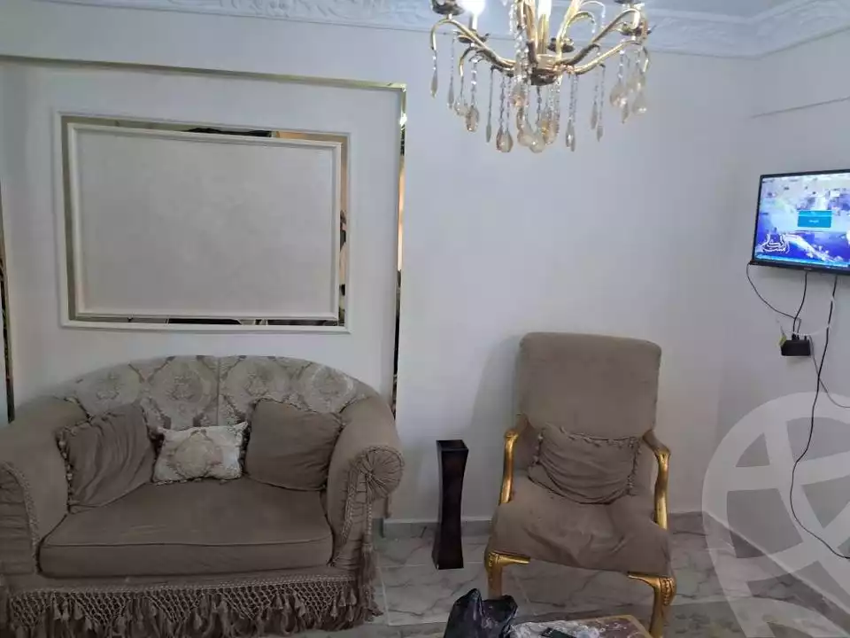 https://aqarmap.com.eg/ar/listing/5301615-for-sale-alexandria-miami-shr-jml-bd-lnsr