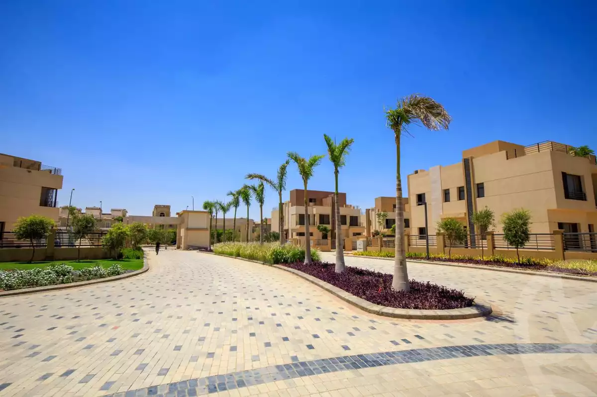 https://aqarmap.com.eg/ar/listing/5302462-for-sale-cairo-el-sheikh-zayed-city-compounds-alma