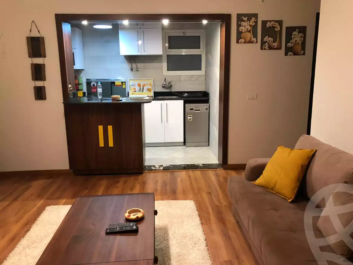 https://aqarmap.com.eg/en/listing/5302918-for-rent-cairo-el-sheikh-zayed-city-compounds-hadayek-el-mohandiseen