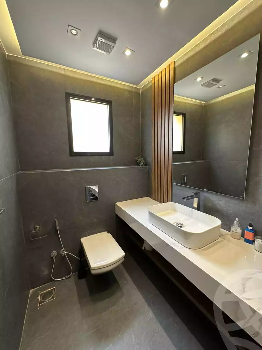 https://aqarmap.com.eg/ar/listing/5303648-for-rent-cairo-new-cairo-compounds-la-terra